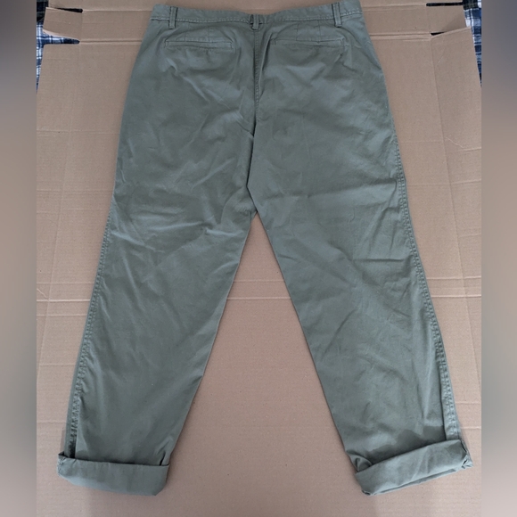 Talbots Relaxed Chino Army Green Pants - Picture 4 of 5